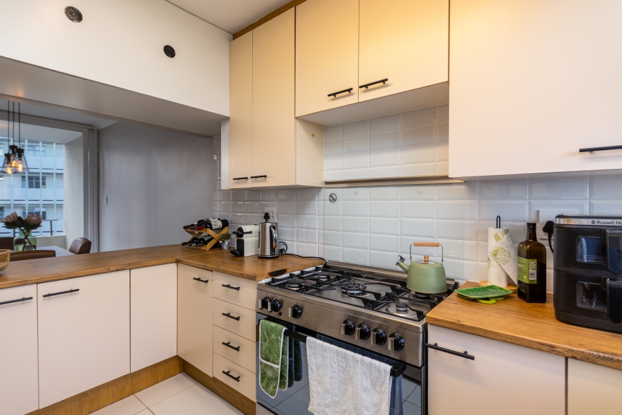 2 Bedroom Property for Sale in Wynberg Upper Western Cape